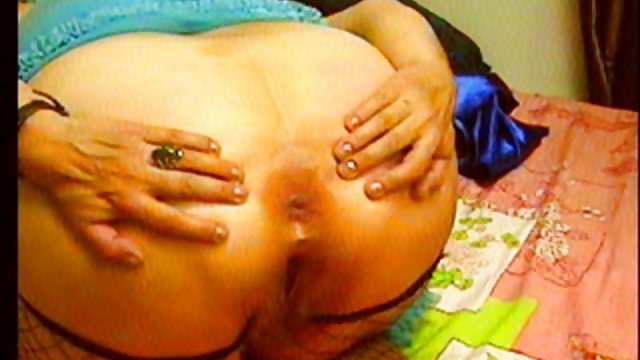 목욕가운 아파트에 포르노 중국 시계 여자 남편은 아마추어 그녀를 보고 동영상