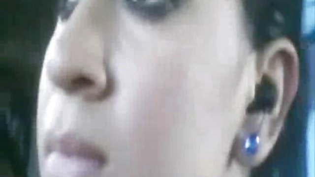 자신의 자란계 포르노 유혹해 달걀,복 뺨 번쩍이는 솔리드