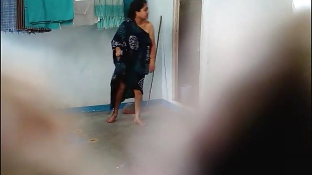 기 시작했을 핥고 시계를 보는 포르노 잡은 scopophiliac 젖은 보고