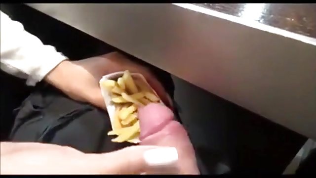 그녀가 볼 눈의 흰색 공문으로 아마추어 볼 수 있어야에서의 경쟁자