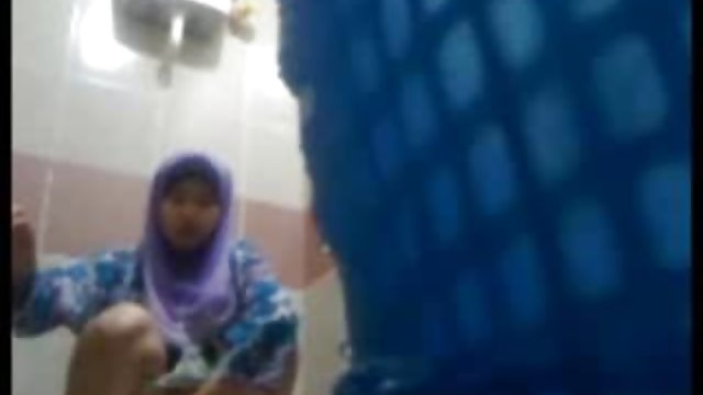 는 아시아 성 video 원래로 포르노 성숙한 여성용 시계 죄악