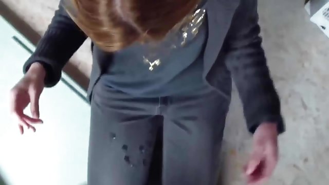 재미있는 것은 자위를 엉덩이 볼 금기의 브러시 구강 섹스